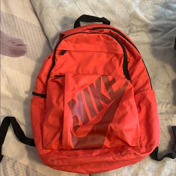 Nike Backpack - Picture 1 of 5